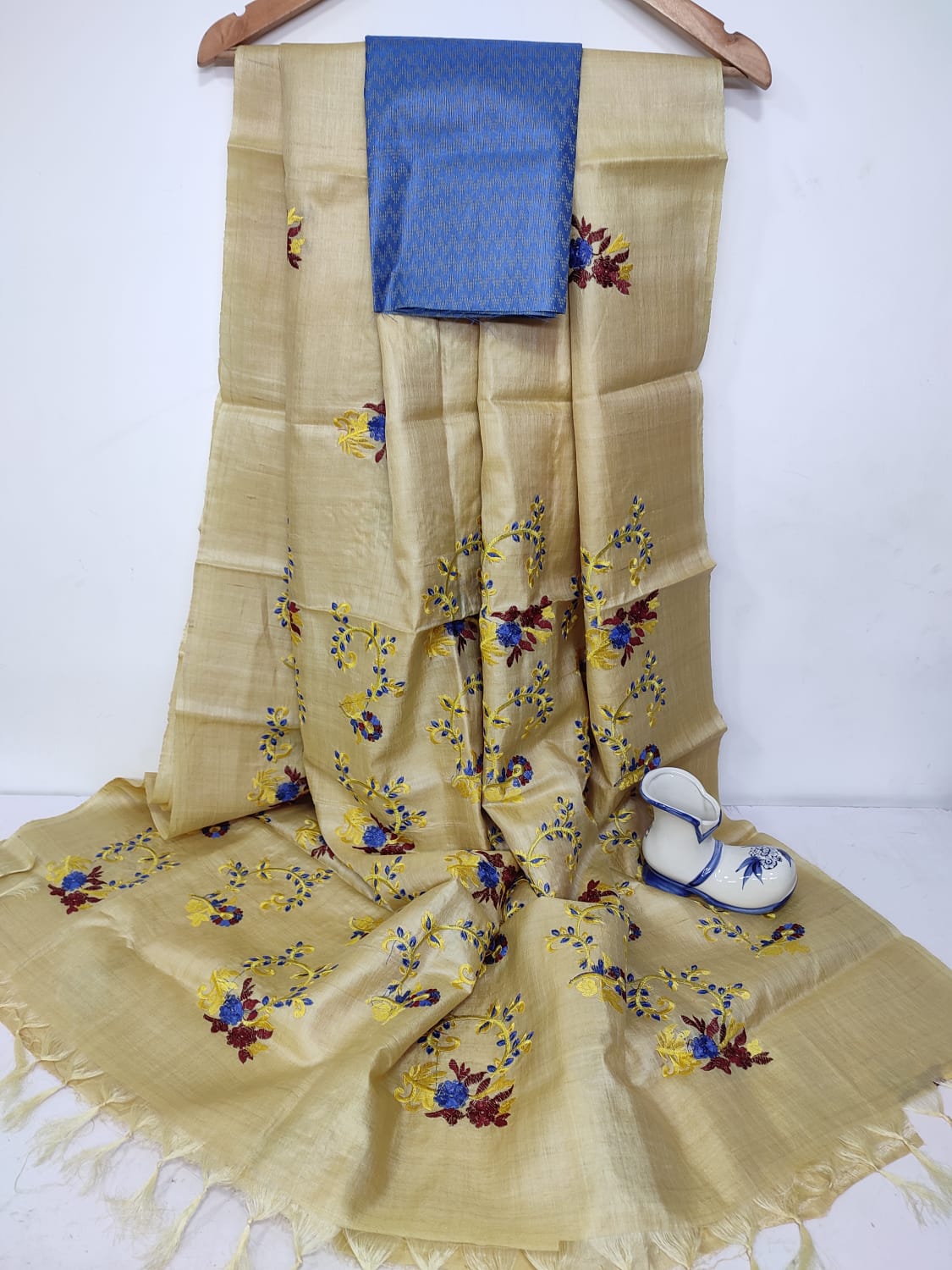 Pure Tussar Silk Saree With Beautiful Embroidery Work Saree TSE100