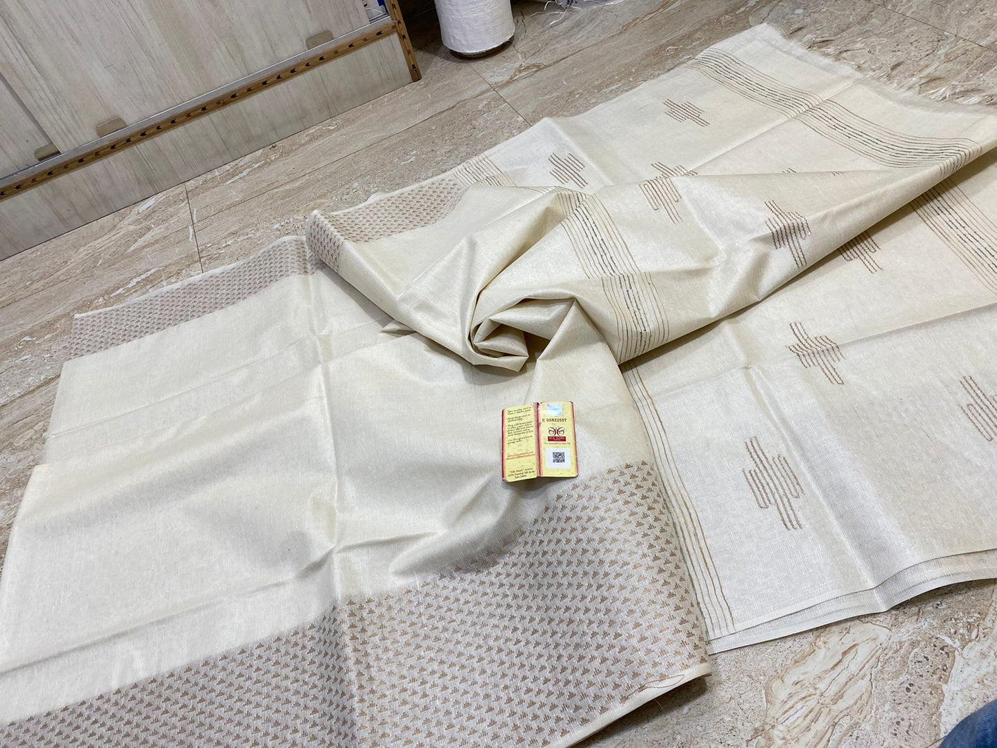 Handwoven Kota Viscose Silk Saree HKV48