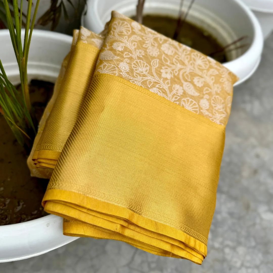 Golden Kanjeevaram Tissue Silk Resham Embossed Floral Banarasi Saree GK01