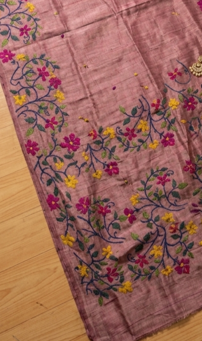 Onion Pink Pure Tussar Silk Saree with Multicolored Floral Kantha Stitch