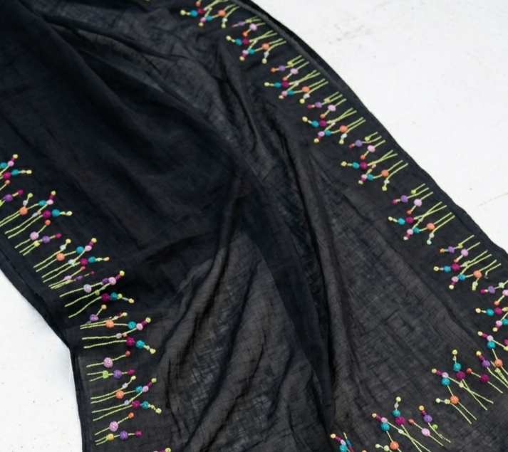 Black Midnight Wildflower Embroidery Pure Linen Saree