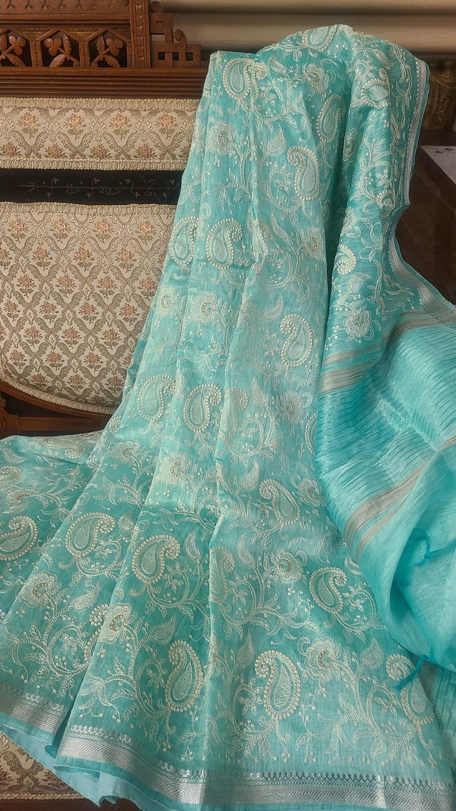 Pure Silk Linen Saree With Beautiful Embroidery Work Saree SLS45