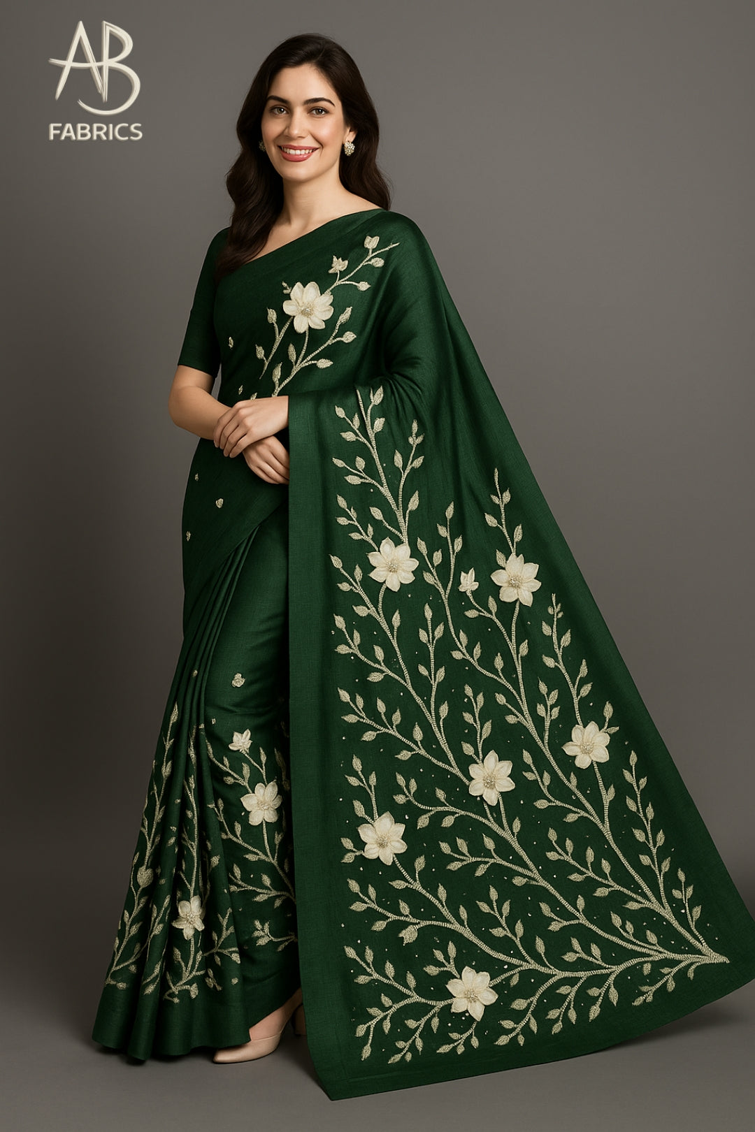 Elegant Emerald Green Pure Tussar Munga Silk Saree with Exquisite Cream Floral Handwork
